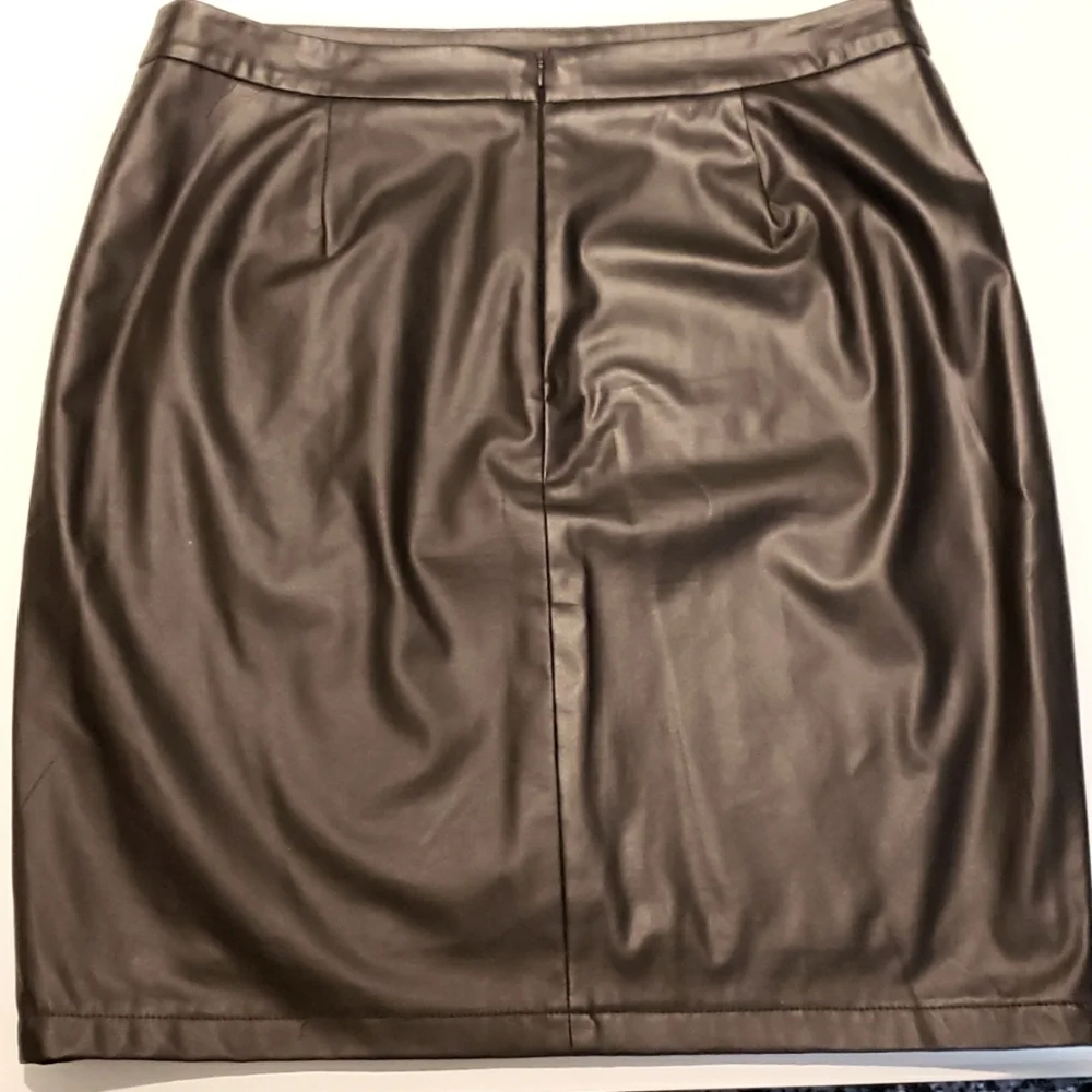 Black faux leather pencil skirt - Sz: XL - Picture 5 of 10